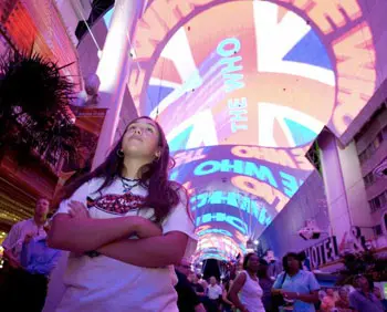 Las Vegas on a Budget: Resort Fees, Free Things & Cheap Eats photo