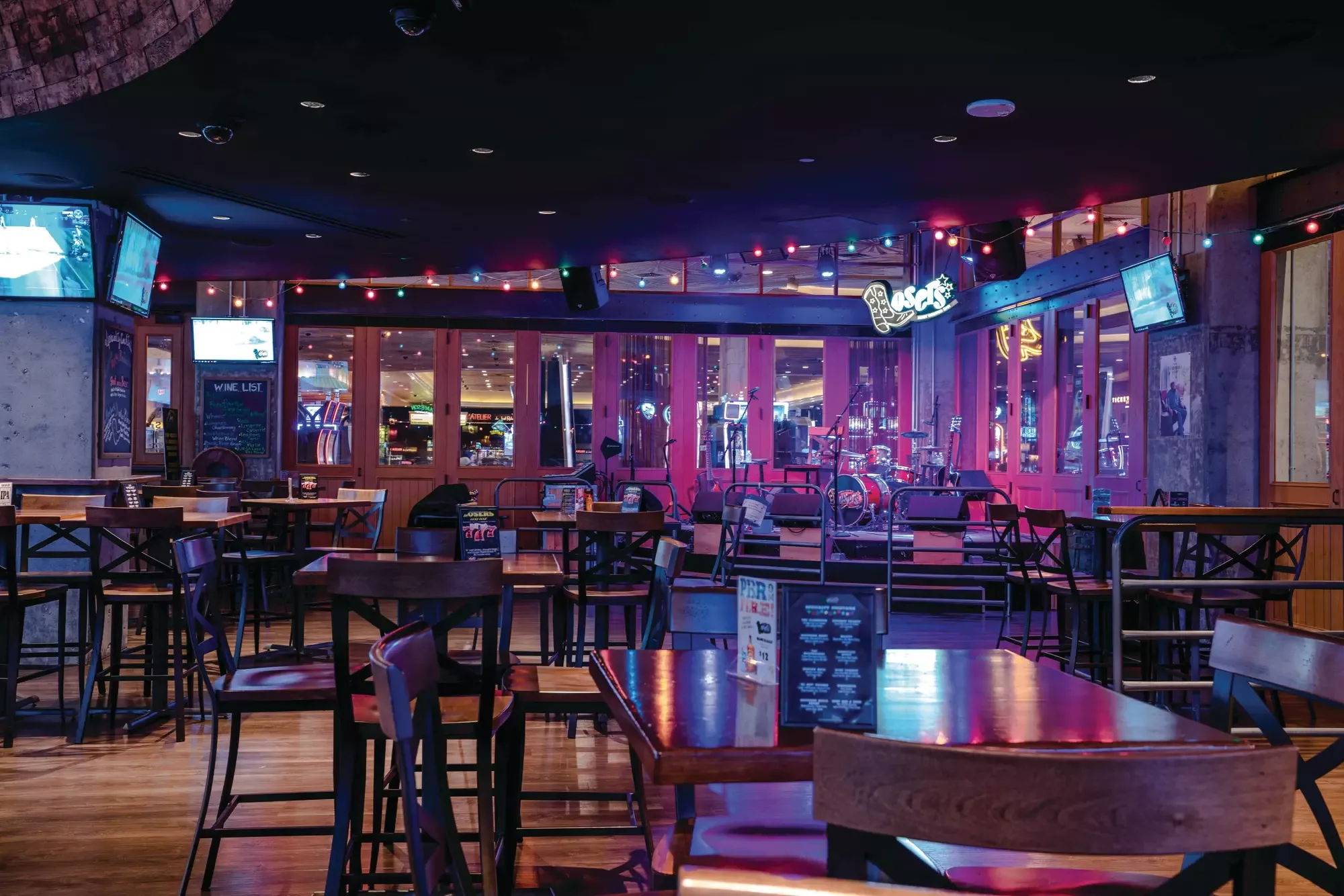 Losers Bar photo