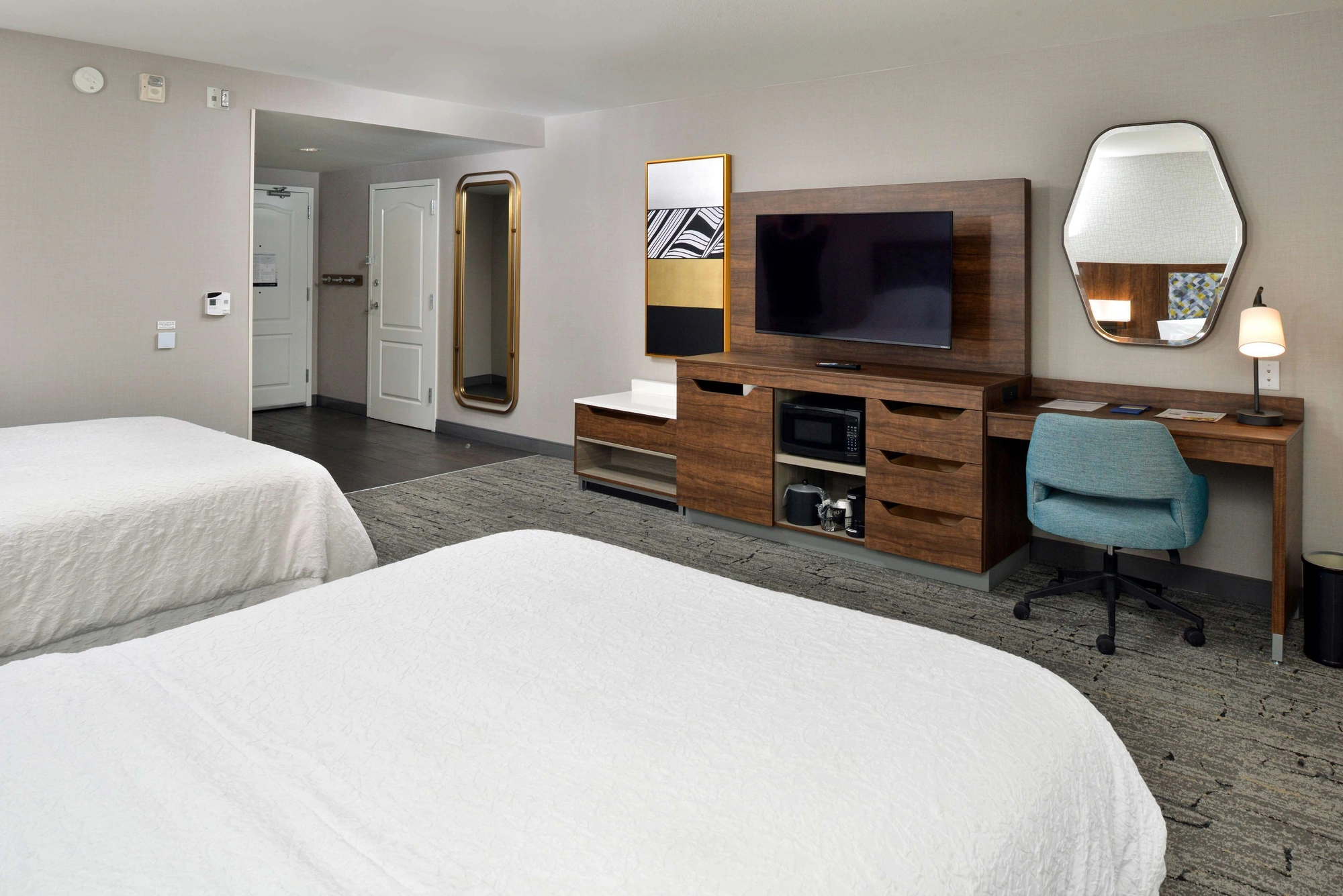 Hampton Inn and Suites Las Vegas Airport