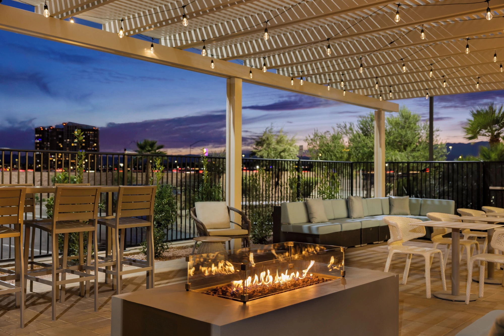 Hilton Garden Inn Las Vegas Strip South photo