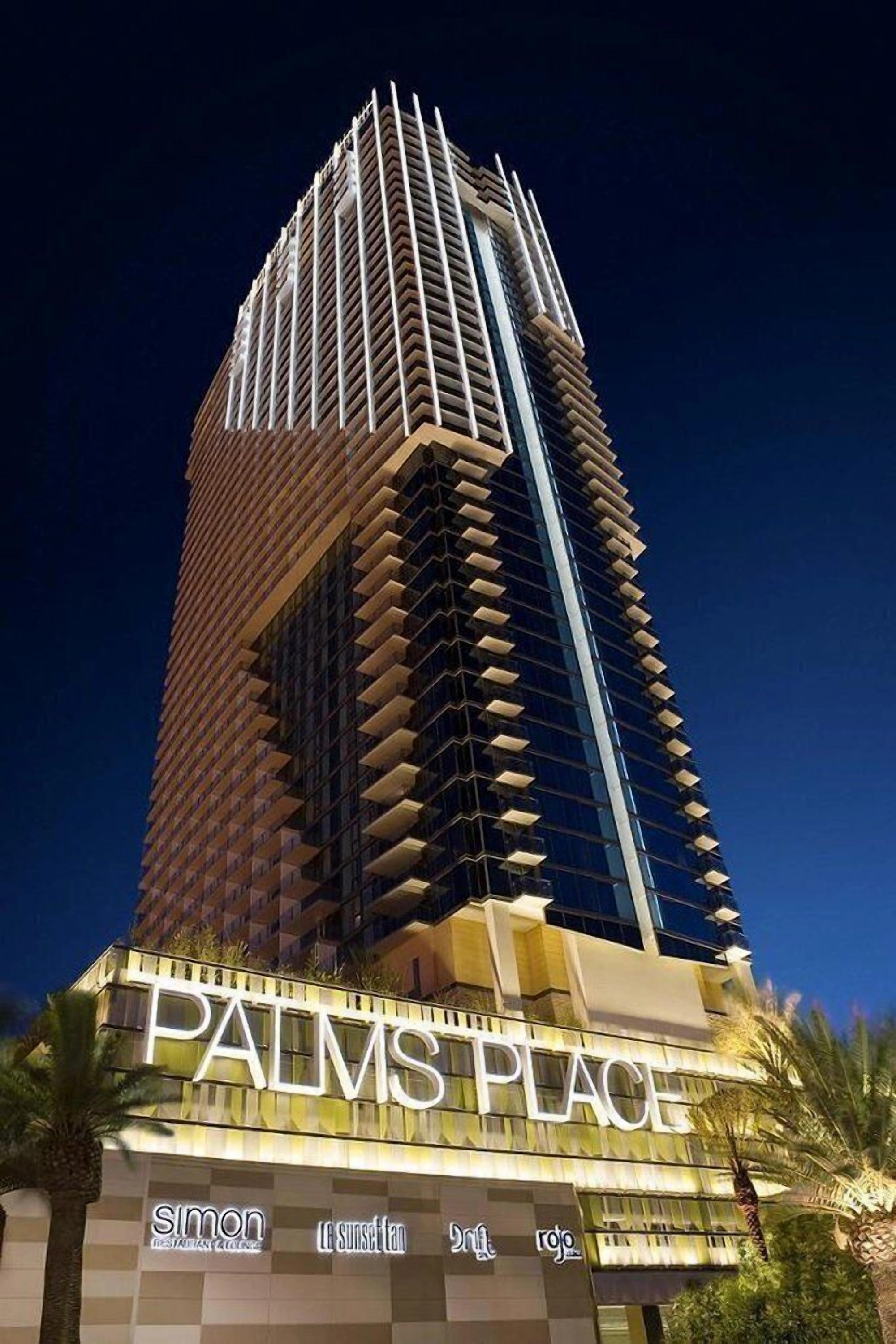 Palms Place photo