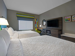 2 Queen Beds, Mobility & Hearing Accessible - Non-Smoking