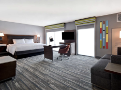 1 King Bed Studio Suite, Mobility Accessible - Non-Smoking
