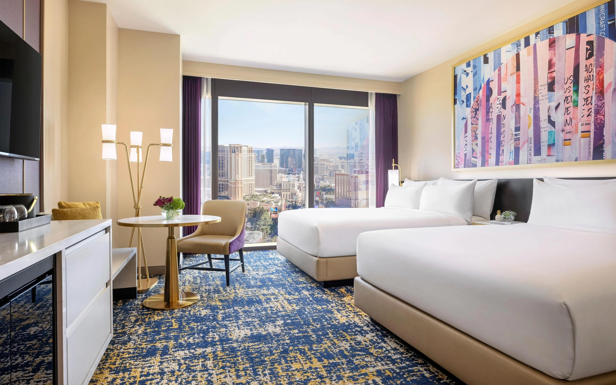 Deluxe Room, Strip View