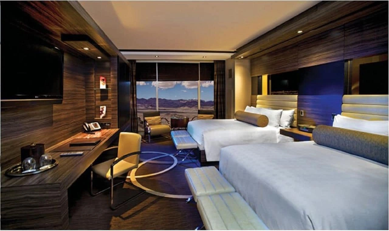 Resort Room, 2 Queens