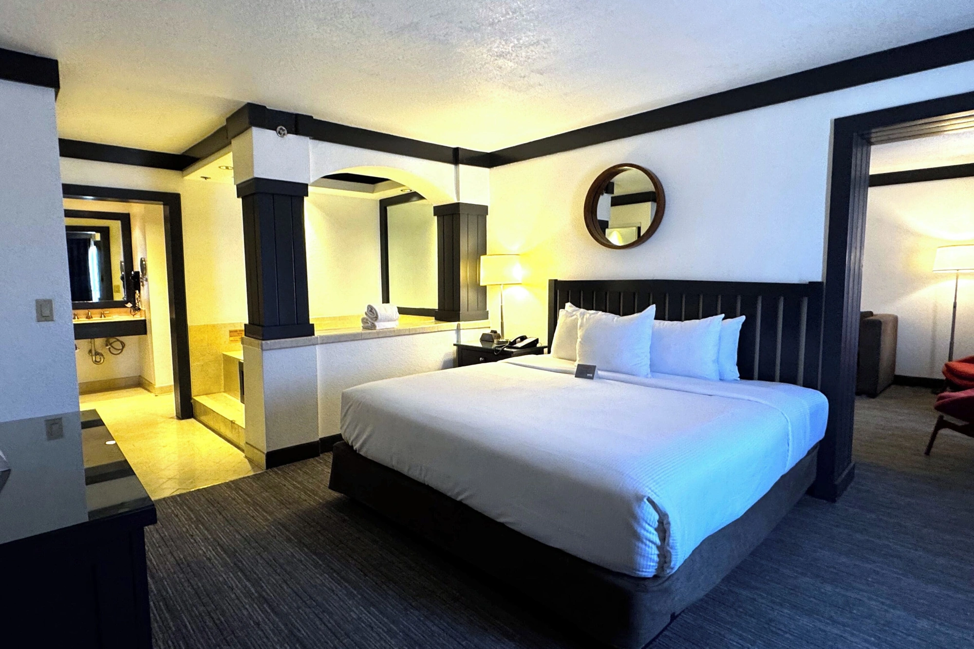 Standard Room, 1 King