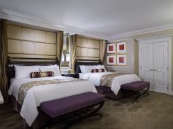 Luxury Two Queen Suite