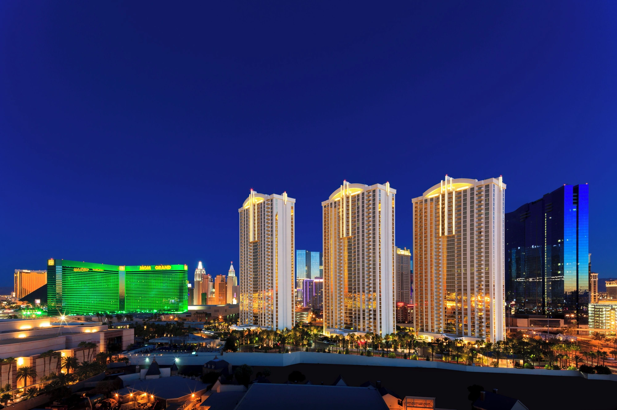 The Signature at MGM Grand – All Suites photo