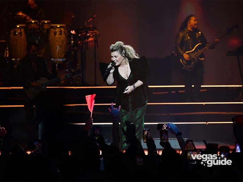 Kelly Clarkson: Studio Sessions