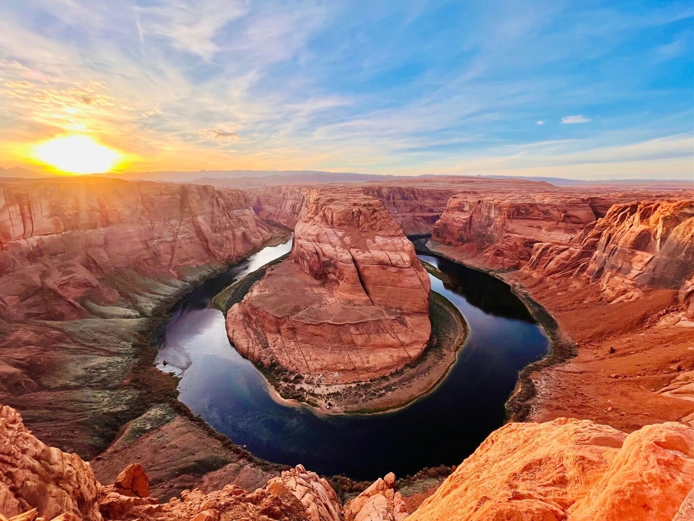 Antelope Canyon & Horseshoe Bend Day Tour from Las Vegas